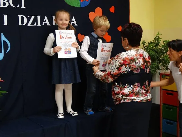 Śpiewająco w Miejskim Przedszkolu nr 1 (zdjęcia)
