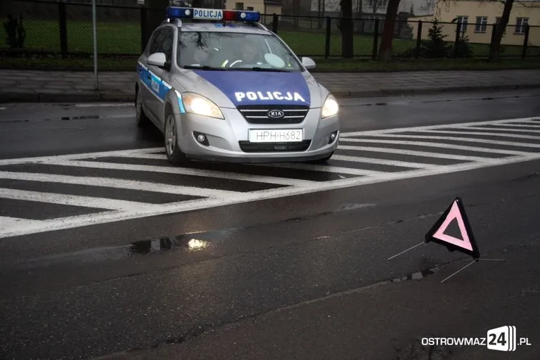 Potrącenie pieszej na ul. Armii Krajowej (zdjęcia)