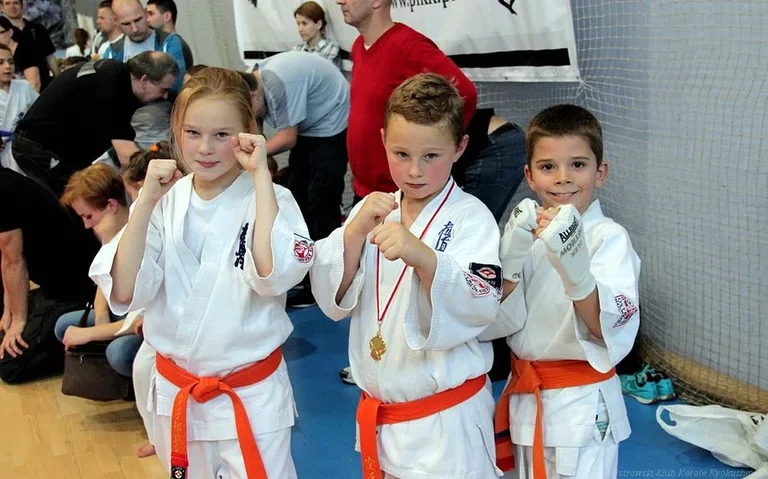 Karatecy OKKK z medalami w Józefowie (zdjęcia)