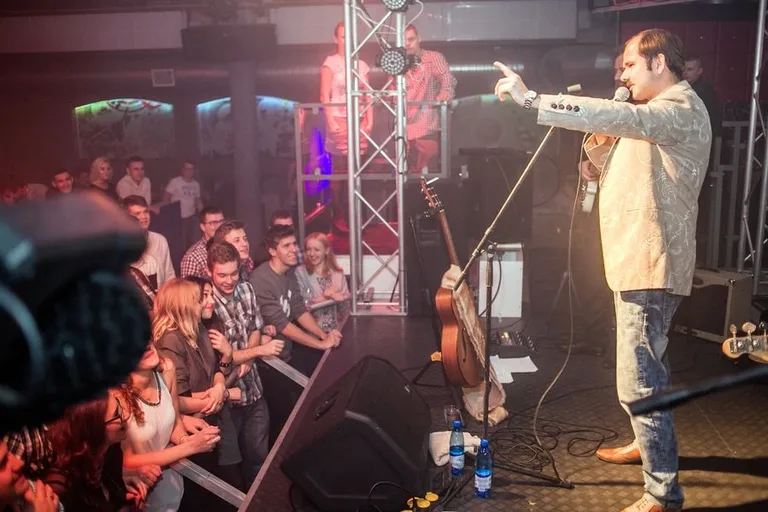 Sławomir w klubie Capitol (zdjęcia, wideo)