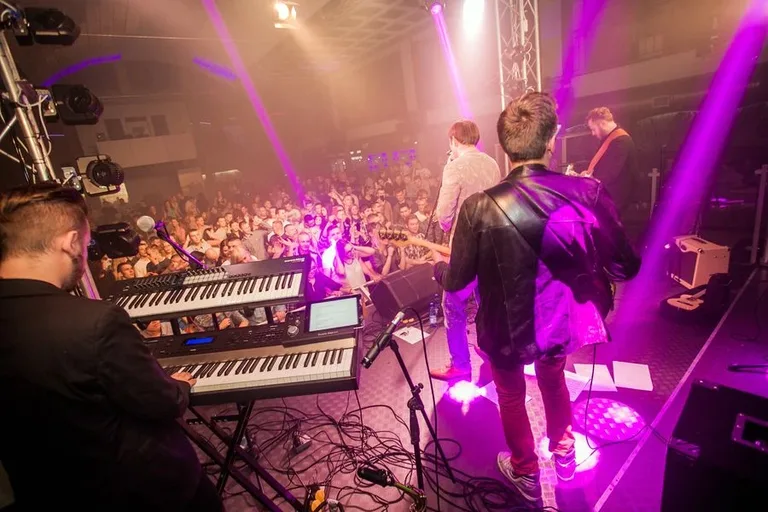 Sławomir w klubie Capitol (zdjęcia, wideo)