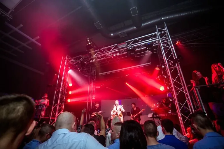 Sławomir w klubie Capitol (zdjęcia, wideo)