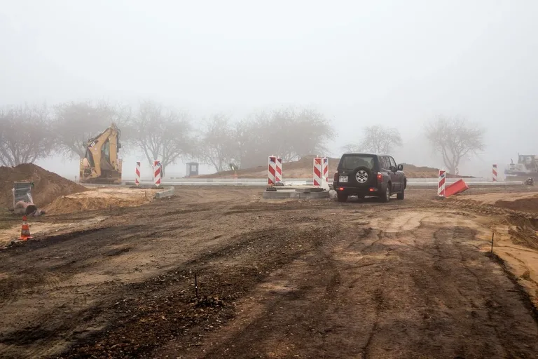 Budowa ronda w Nieskórzu (zdjęcia)