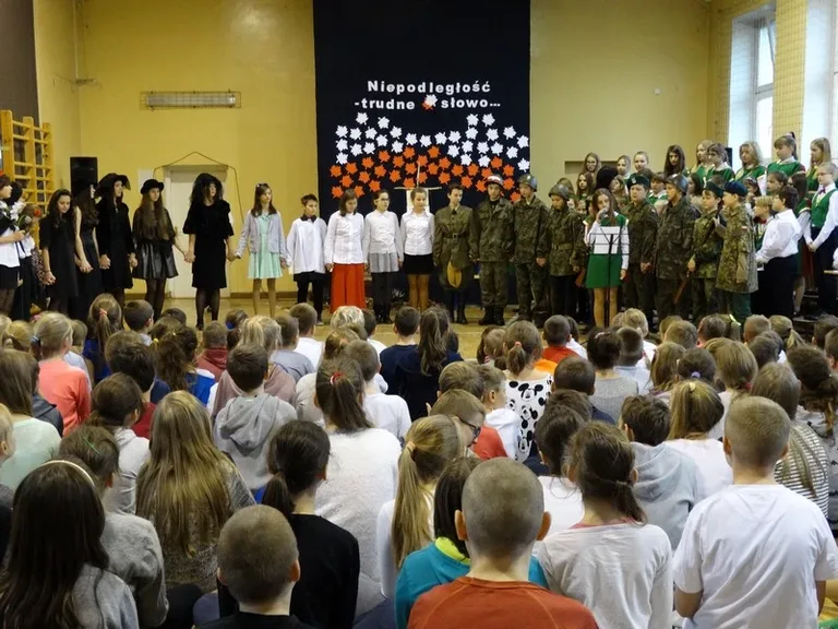 Niepodległość według uczniów SP nr 1 (zdjęcia)