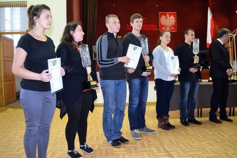 Konkurs pieśni i piosenki patriotycznej (zdjęcia)