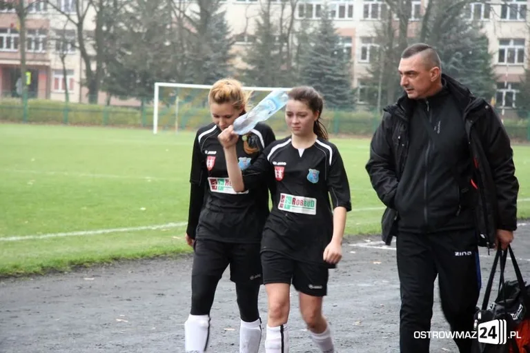 III liga kobiet: Ostrovia lepsza od DAF Płońsk (zdjęcia)
