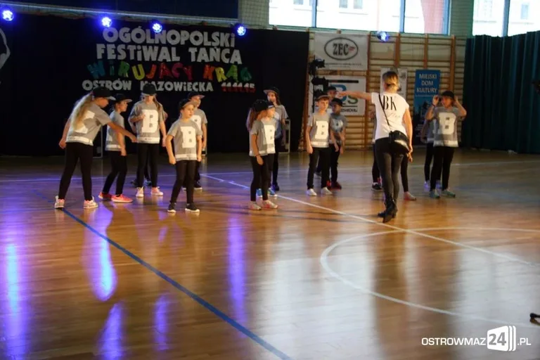 Trwa taneczny festiwal "Wirujący Krąg" (zdjęcia, wideo)