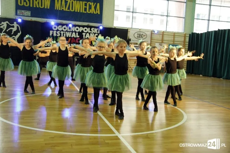 Trwa taneczny festiwal "Wirujący Krąg" (zdjęcia, wideo)