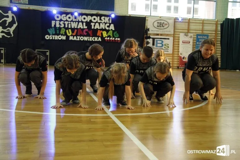 Trwa taneczny festiwal "Wirujący Krąg" (zdjęcia, wideo)