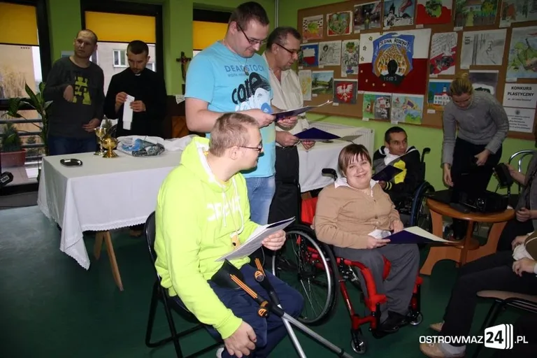 Msza św. w ostrowskim ŚDS (zdjęcia)