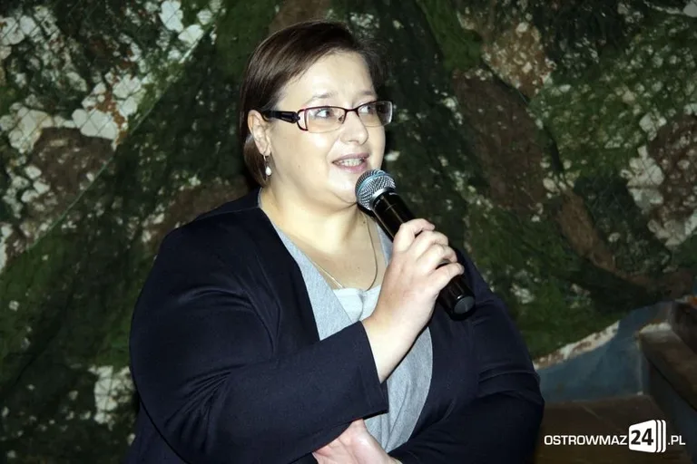 Ostrowscy uczniowie oddali hołd ŻW (zdjęcia)