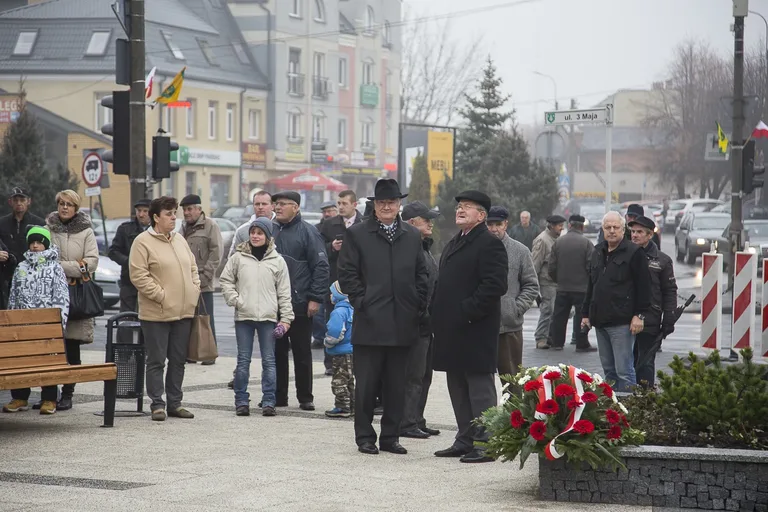 Uroczyste odsłonięcie pomnika ŻW (zdjęcia, wideo)