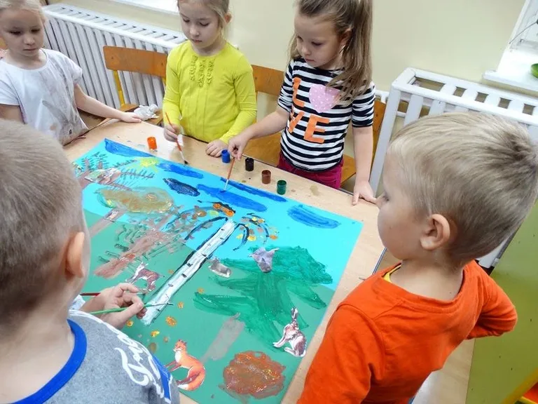 5-latki poznały jesienny las (zdjęcia)