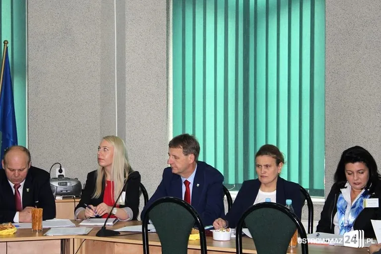 Gmina wspomoże powiat (zdjęcia)