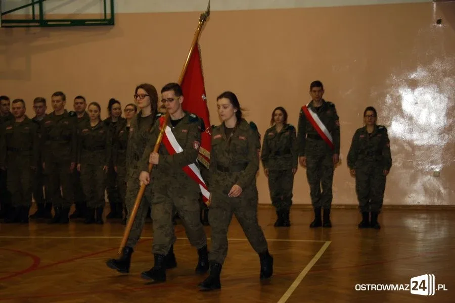 Ślubowanie w "Rubinku" (zdjęcia)