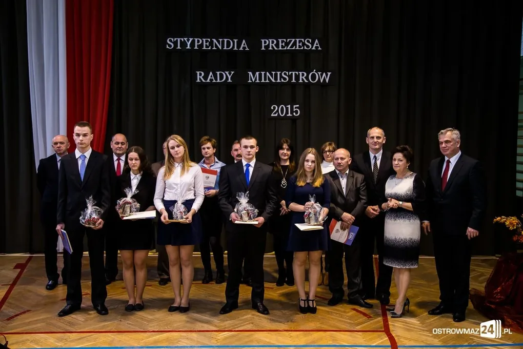 Stypendia Prezesa Rady Ministrów (zdjęcia, wideo)