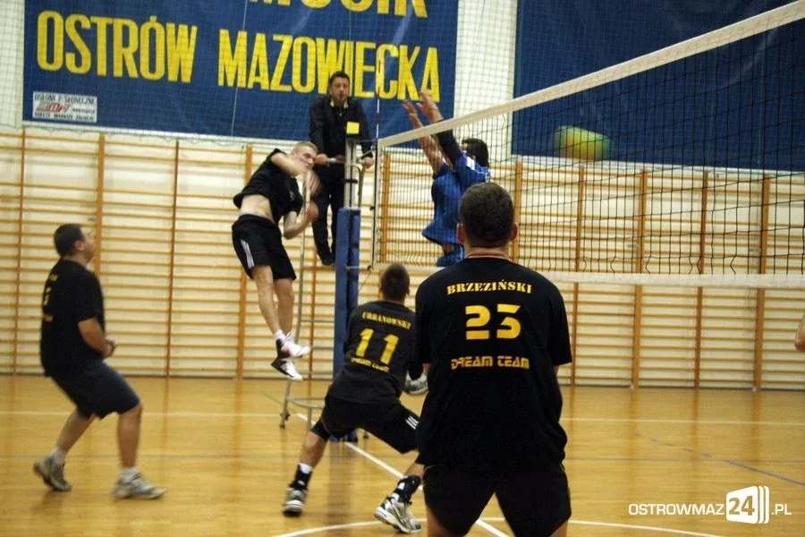 Rafałki/Sadowne wygrywają w meczu na szczycie