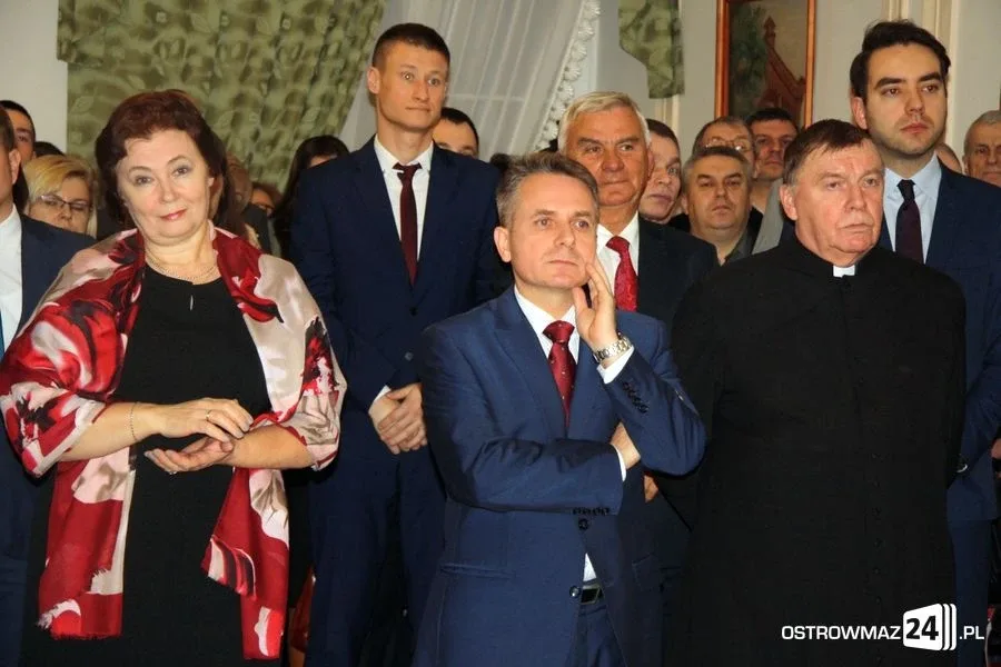Świąteczne spotkanie w ratuszu (zdjęcia, wideo)