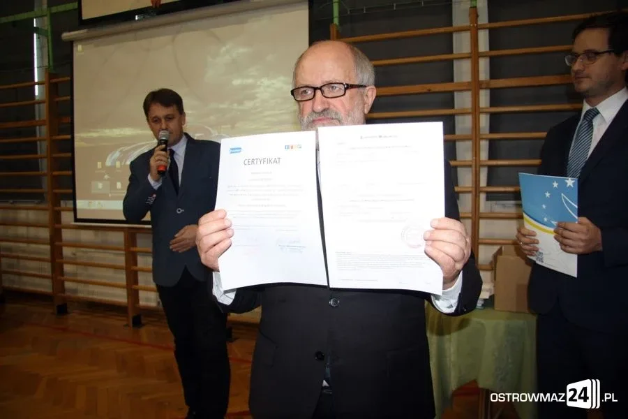 Wręczenie certyfikatów Erasmus+ w "Rubinku"