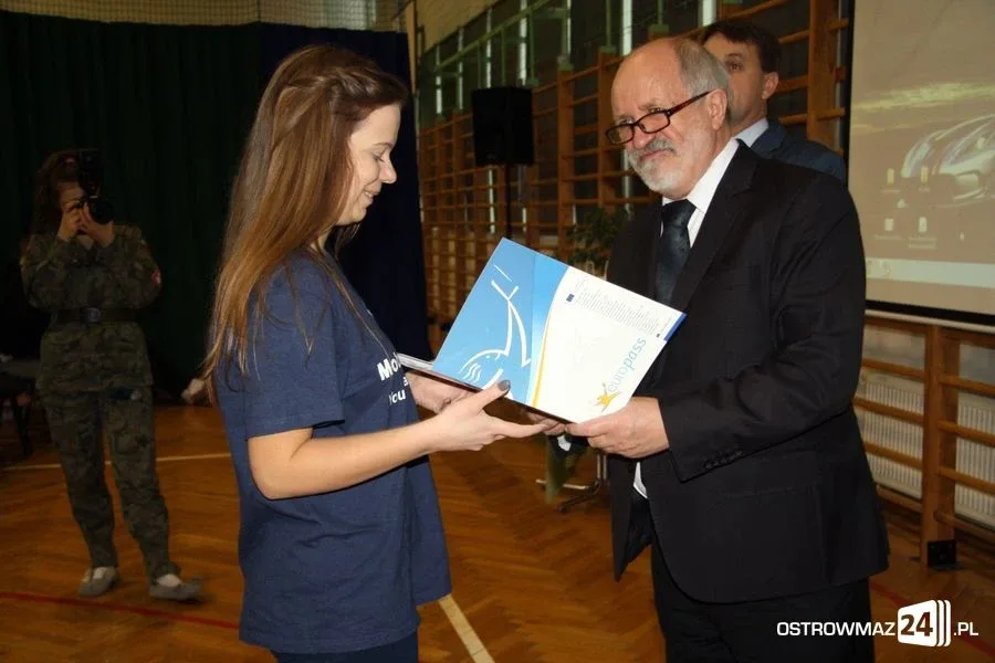 Wręczenie certyfikatów Erasmus+ w "Rubinku"