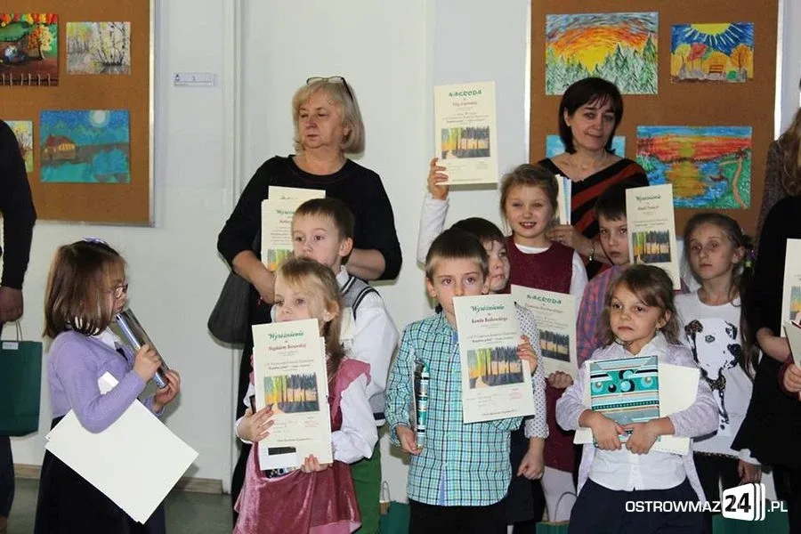 Uczniowie w konkursie "Światło w krajobrazie"