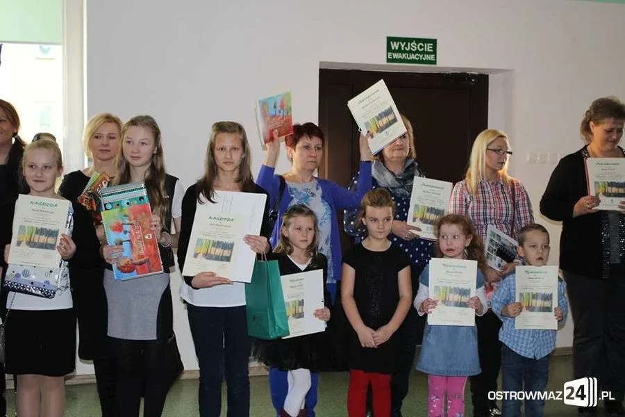 Uczniowie w konkursie "Światło w krajobrazie"