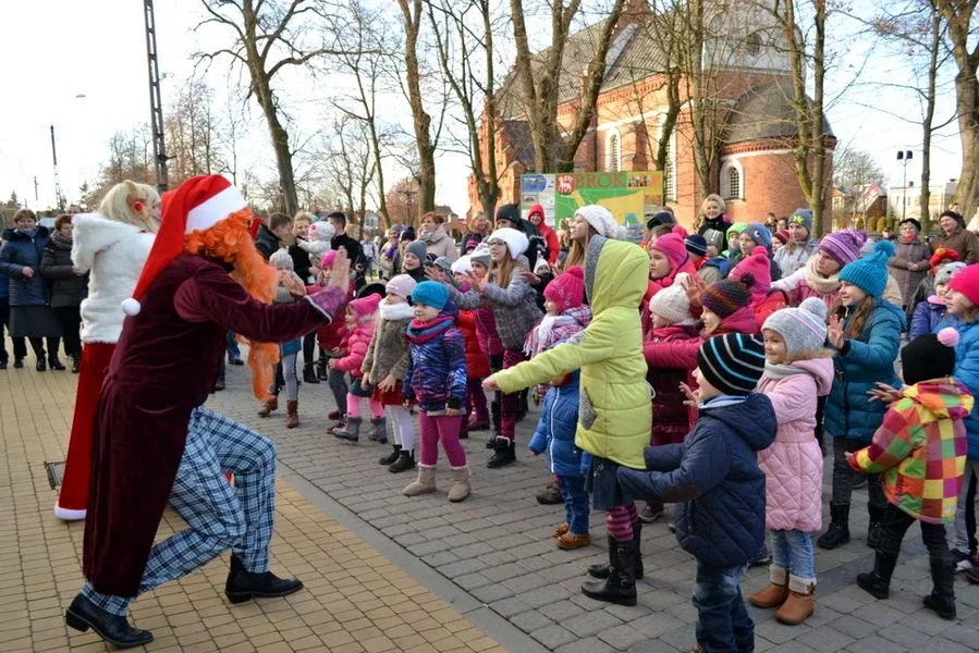 Święty Mikołaj odwiedził dzieci z Broku (zdjęcia)
