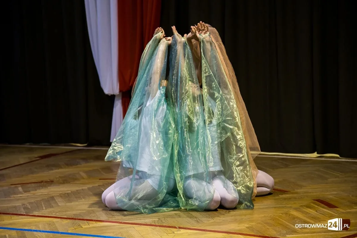 Stypendia Prezesa Rady Ministrów (zdjęcia, wideo)