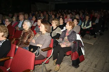 Moda na wykładach UTW (zdjęcia)