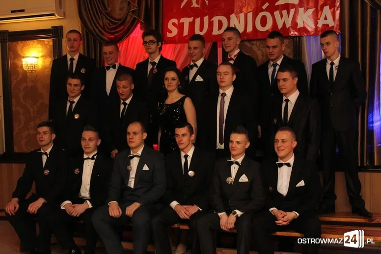 Studniówki tuż tuż
