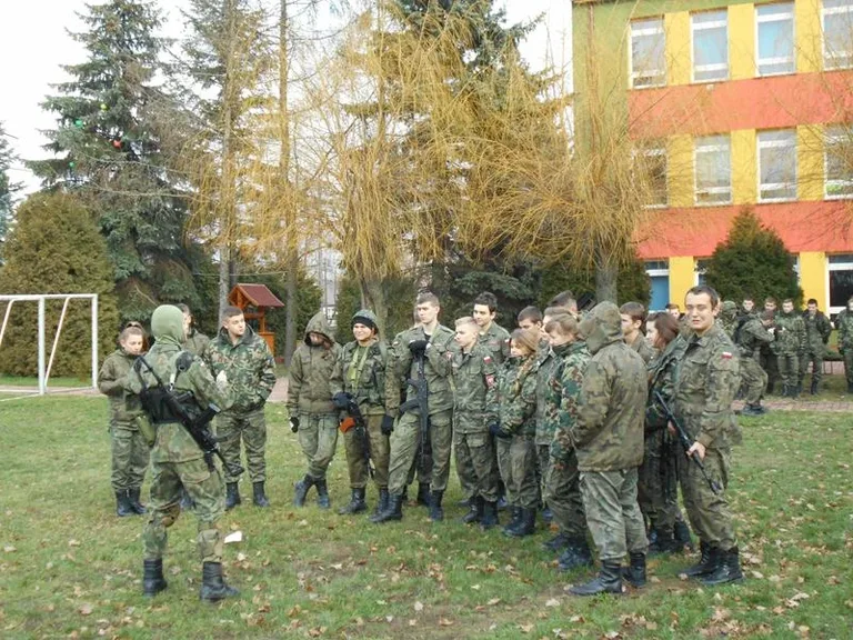Mundurówka na szkoleniu w Ciechanowcu (zdjęcia)