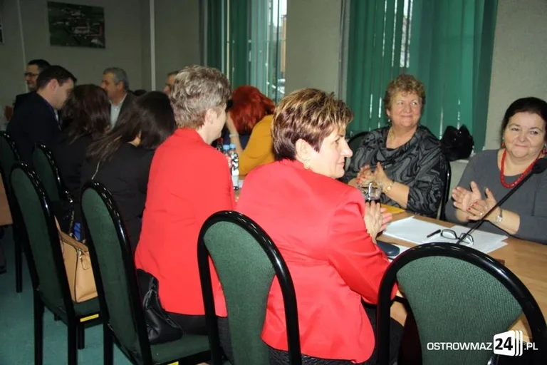 Budżet w gminie na 2016 rok uchwalony (zdjęcia)