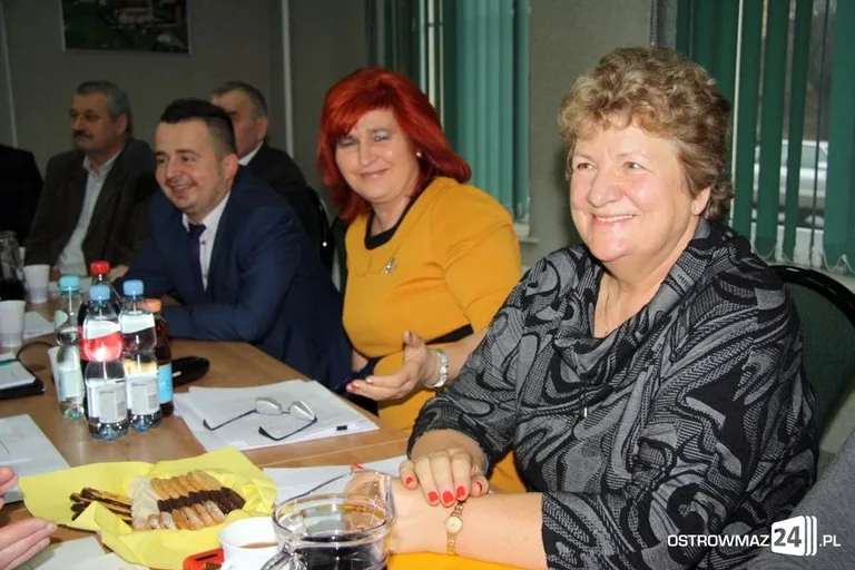 Budżet w gminie na 2016 rok uchwalony (zdjęcia)