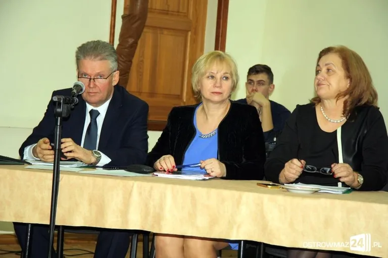 W powiecie uchwalili budżet (zdjęcia, wideo)
