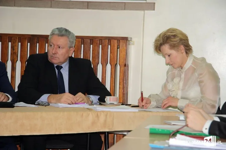W powiecie uchwalili budżet (zdjęcia, wideo)