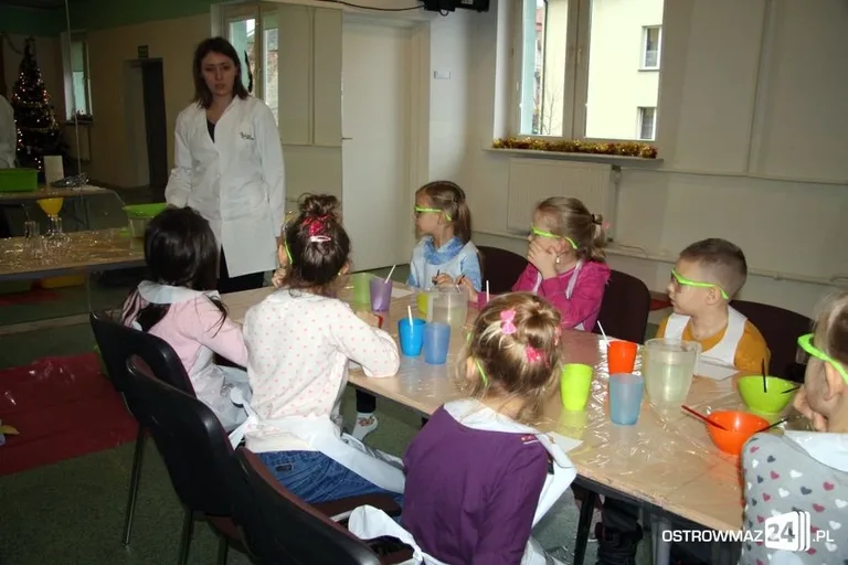 Eksperymenty naukowe dla najmłodszych (zdjęcia)