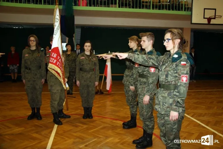 Ślubowanie w "Rubinku" (zdjęcia)