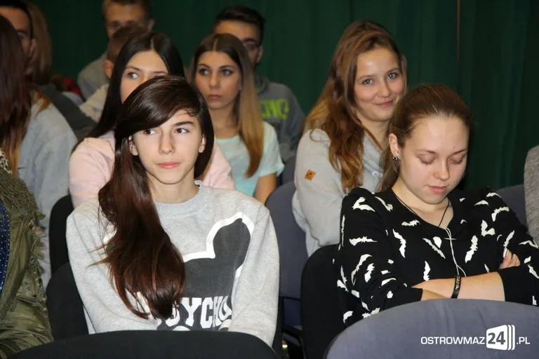 Wręczenie certyfikatów Erasmus+ w "Rubinku"