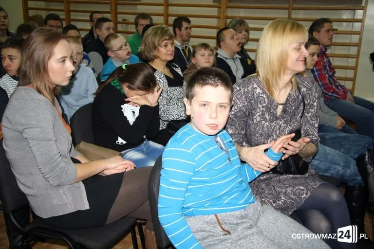 Jasełka w ostrowskim LO (zdjęcia, wideo)