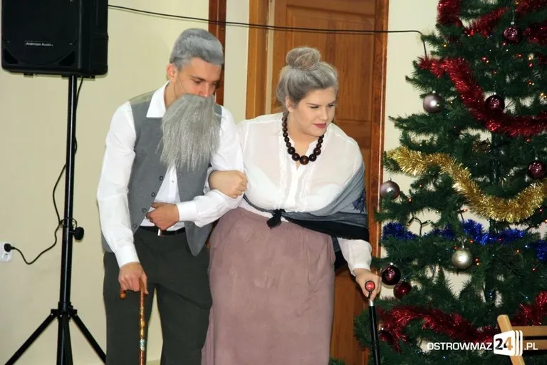 Jasełka w ostrowskim LO (zdjęcia, wideo)