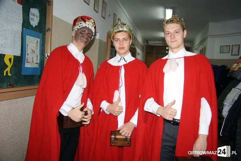 Jasełka w ostrowskim LO (zdjęcia, wideo)