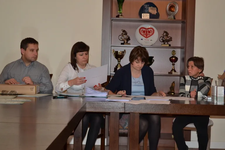 Przekazano komputery mieszkańcom Broku (zdjęcia)