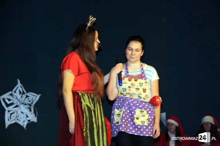 Obdarowali paczkami 68 dzieci (zdjęcia)