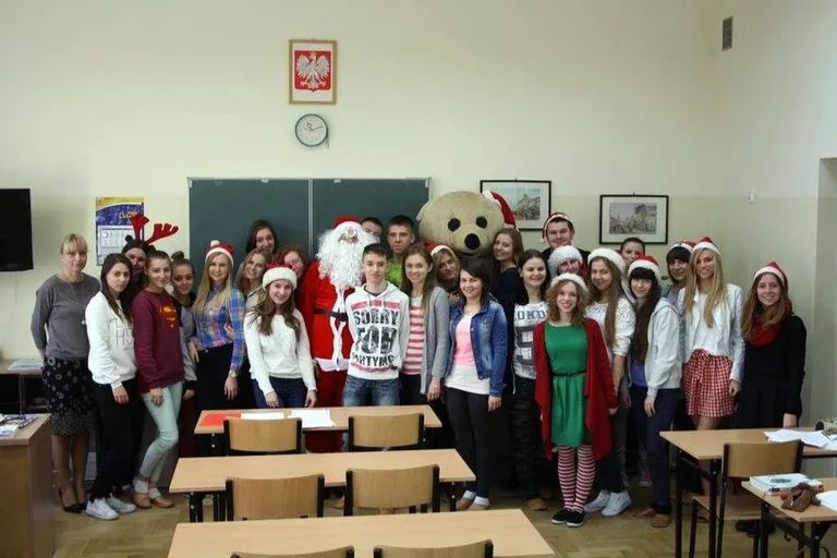 Mikołajki w ostrowskim liceum (zdjęcia)