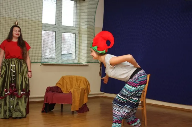Uczniowie "Rubinka" z wizytą w SOS-W (zdjęcia)