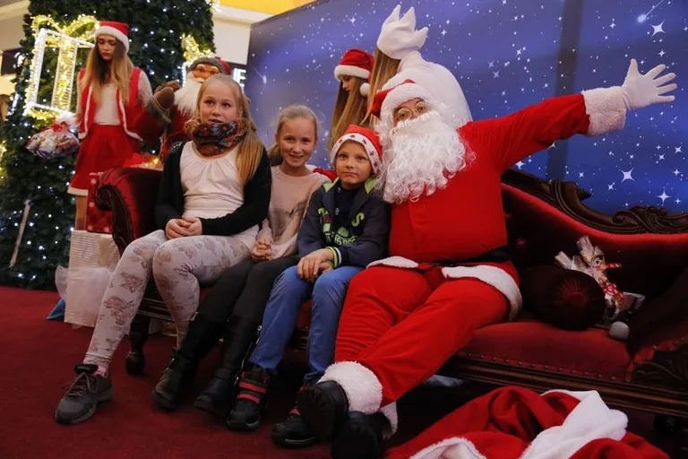 Święty Mikołaj w Galerii Bursztynowej (zdjęcia)