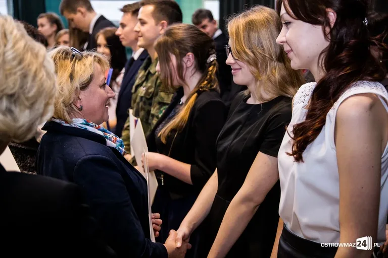 Stypendia Prezesa Rady Ministrów (zdjęcia, wideo)