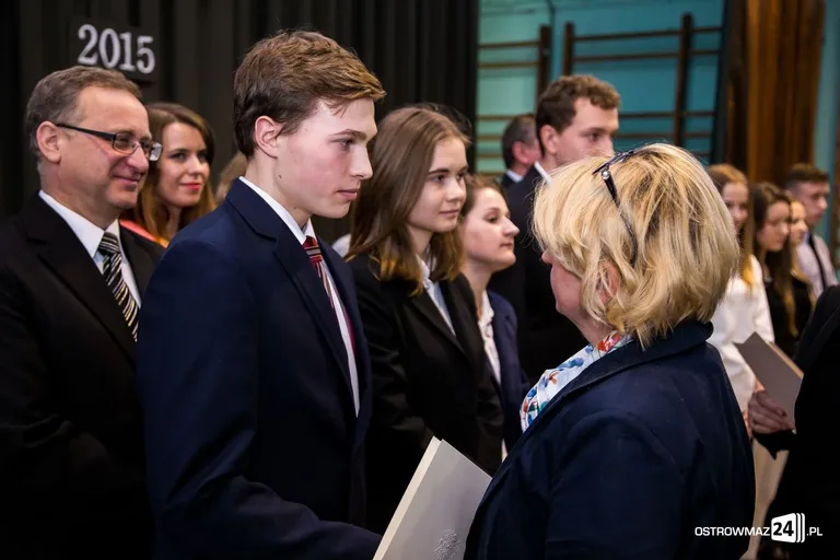 Stypendia Prezesa Rady Ministrów (zdjęcia, wideo)