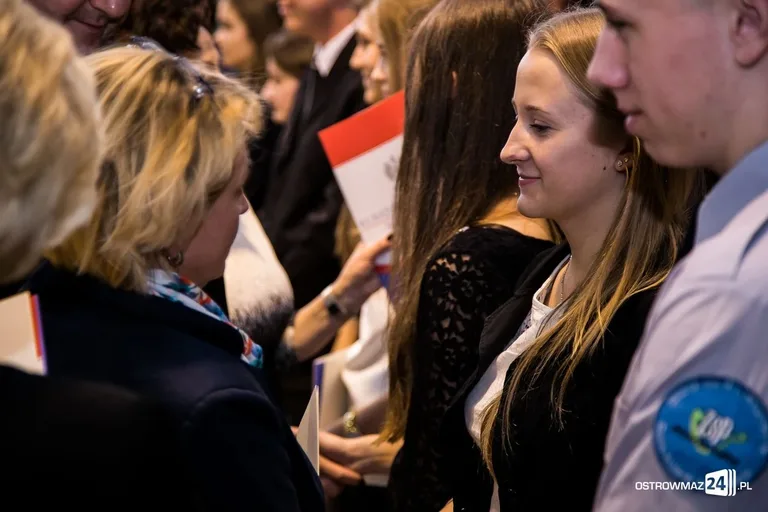 Stypendia Prezesa Rady Ministrów (zdjęcia, wideo)