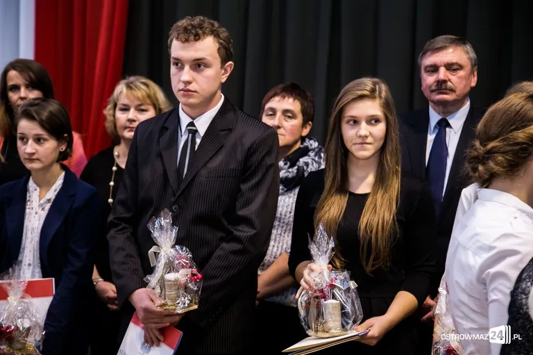 Stypendia Prezesa Rady Ministrów (zdjęcia, wideo)